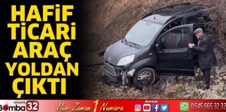 Mahmatlar hafif ticari araç yoldan çıktı