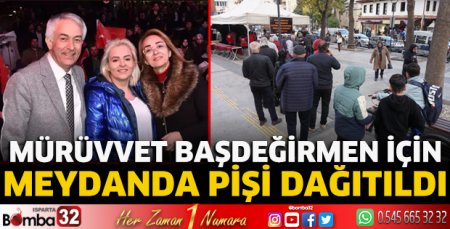 Merhume Mürüvvet Başdeğirmen için pişi dağıtıldı