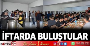 Milli Eğitim Müdürü Öğrencilerle İftar Yaptı