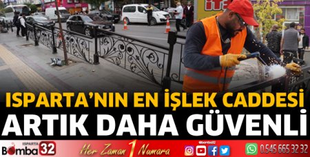 Mimar Sinan Caddesi’ne demir korkuluklar yapıldı