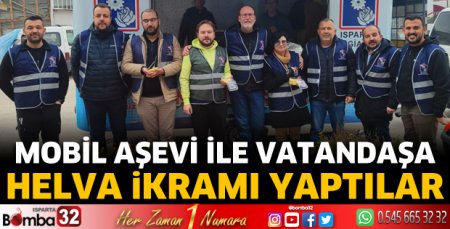 Mobil Aşevi ile vatandaşa helva ikramı yaptılar 