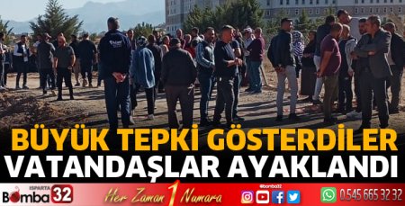 O yolda bir araya gelip tepki gösterdiler