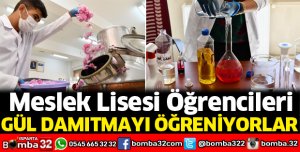 Öğrenciler gül damıtmayı öğreniyor