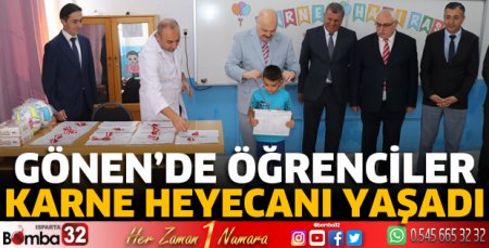 Öğrenciler karne heyecanı yaşadı