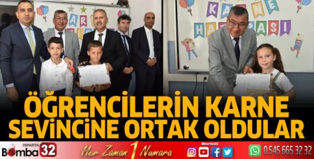Öğrencilerin karne sevincine ortak oldular