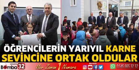 Öğrencilerin yarıyıl karne sevincine ortak oldular
