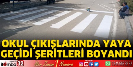 Okul çıkışlarında yaya geçidi şeritleri boyandı