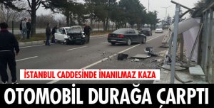 OTOMOBİL DURAĞA ÇARPTI