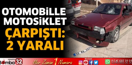 Otomobille motosiklet çarpıştı