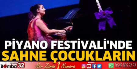 Piyano Festivali'nde sahne çocukların