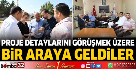 Proje detaylarını görüşmek üzere bir araya geldiler