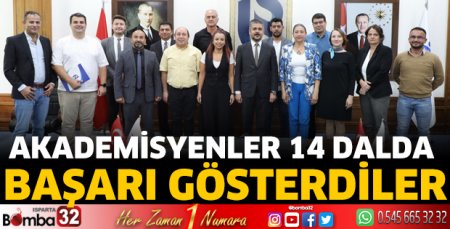 Rektör Çatal, proje başarısı sağlayan akademisyenlerle bir araya geldi