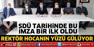 REKTÖR HOCANIN YÜZÜ GÜLÜYOR