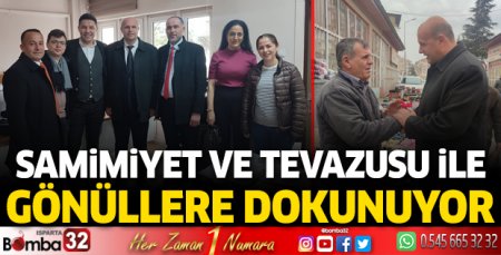 Samimiyet ve tevazusu ile gönüllere dokunuyor
