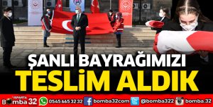Şanlı bayrağımızı teslim aldık