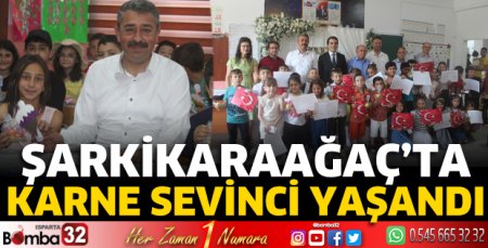 Şarkikaraağaç'ta karne sevinci