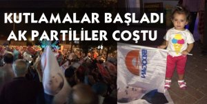 Seçim Şarkısı Eşliğinde Kutlama