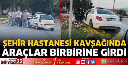 Şehir Hastanesi kavşağında kaza