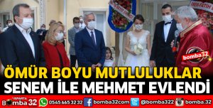 SENEM VE MEHMET DÜNYA EVİNE GİRDİ