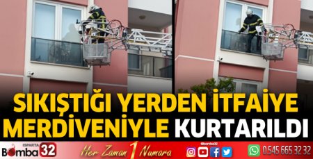 Sıkıştığı yerden itfaiye merdiveniyle kurtarıldı