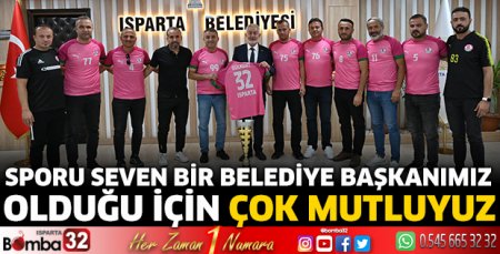 Sporu seven bir belediye başkanımız olduğu için çok mutluyuz