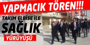 Takım elbise ile sağlık yürüyüşü