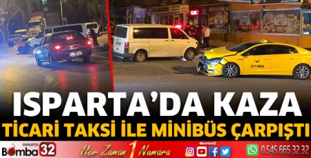 Ticari taksi ile minibüs çarpıştı