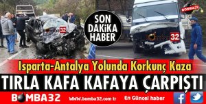 TIR İLE OTOMOBİL KAFA KAFAYA ÇARPIŞTI