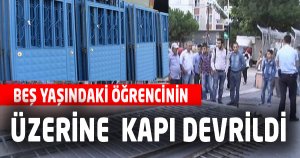 Üzerine Demir Kapı Devrildi