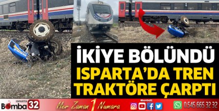 Yolcu treni traktöre çarptı 