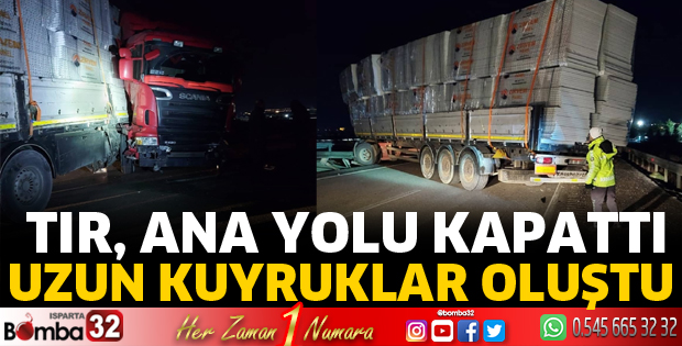 Tır kazası sonrası trafik kilitlendi