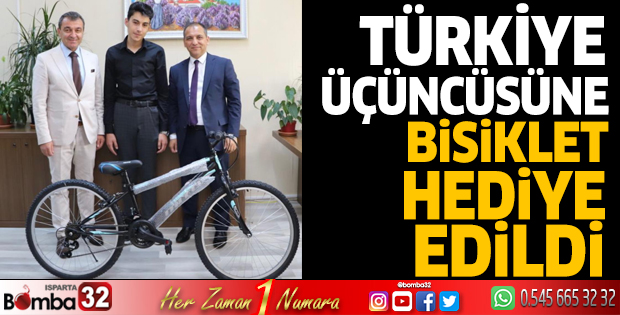Türkiye üçüncüsüne bisiklet hediye edildi