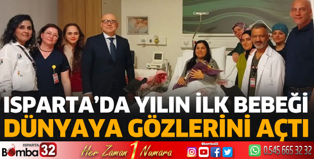 Yeni yılın ilk bebeği dünyaya gözlerini açtı