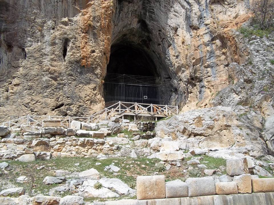 Isparta Aksu Zindan Mağarası